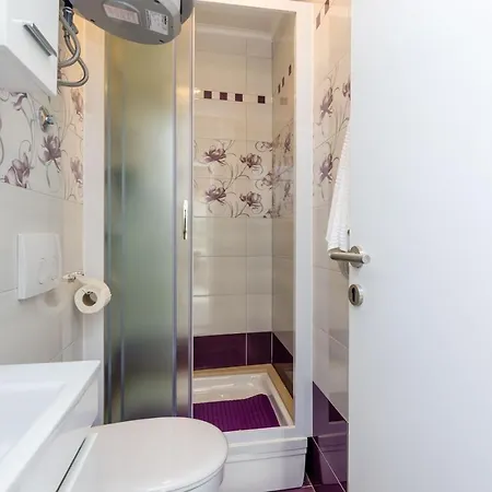 Monica * Дубровник